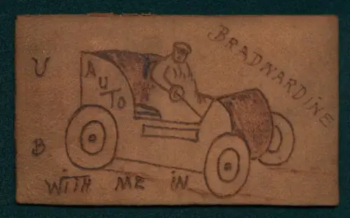 Leder-AK Mann in einem frühen Automobil