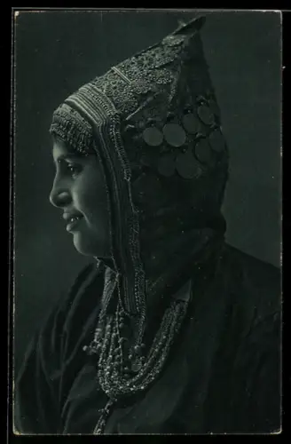 AK Portrait einer jüdischen Frau in landestypischer Tracht