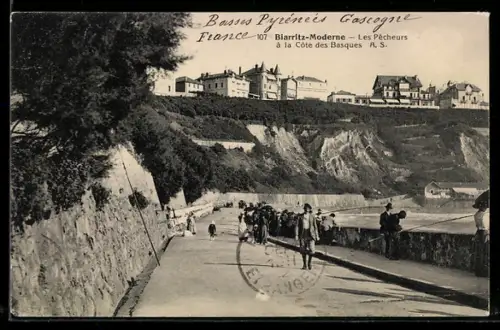 AK Biarritz-Moderne, Les Pêcheurs à la Côte des Basques A. S