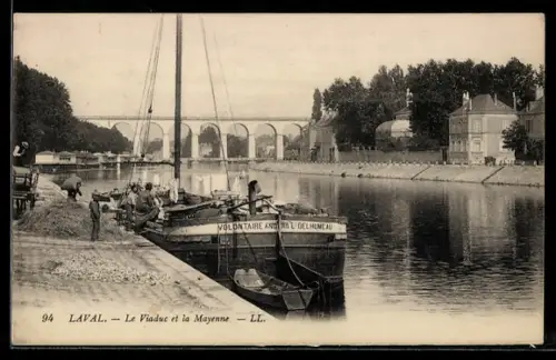 AK Laval, Le Viaduc et la Mayenne
