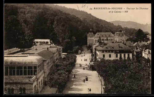 AK Bagneres-de-Bigorre, Vue sur les Thermes et le Casino