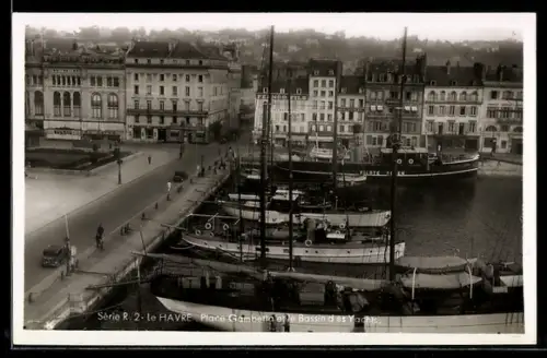 AK Le Havre, Place Gambetta et le Bassin des Yachts