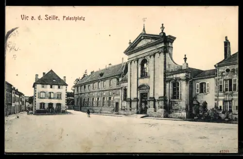 AK Vie a. d. Seille, Palastplatz