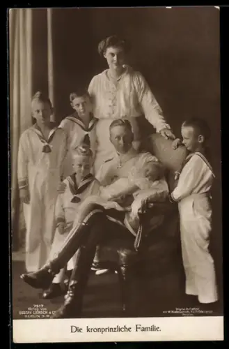 AK Kronprinz Wilhelm von Preussen mit seiner lieben Familie