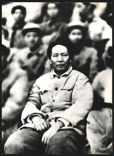 Fotografie Ehemaliger Staatspräsident der Volksrepublik China Mao Tse-Tung im Jahr 1942, Yanan Forum, 18 x 25cm