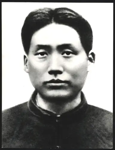 Fotografie Ehemaliger Staatspräsident der Volksrepublik China Mao Tse-Tung im Alter von 1927 als Bauernführer, 19 x 25cm