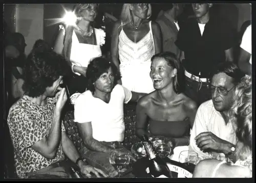 Fotografie Regisseur Roman Polanski auf einer Party, Grossformat 25 x 18cm