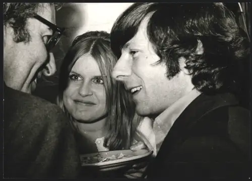 Fotografie Regisseur Roman Polanski im Gespräch mit Peter Sellers, Grossformat 29 x 21cm