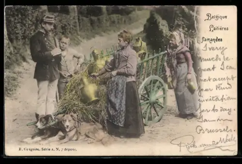 AK Flämische Milchbäuerinnen mit Hundegespann, Polizist
