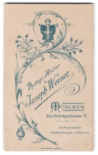 Fotografie Joseph Werner, München, Zweibrückenstrasse 2, Münchner Kindl mit Blätterranke