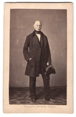 Fotografie Brandseph, Stuttgart, Wilhelm Graf v. Taubenheim, Stallmeister und Kammerherr von König Wilhelm I v. Wttbg.