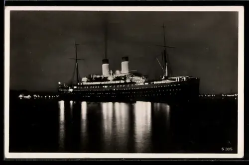 AK Passagierschiff M.S. Monte Olivia nachts im Hafen