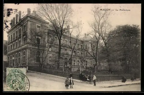AK Macon, La Préfecture