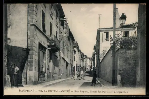 AK La Cote-St-André, Rue Bayard, Hôtel des Postes et Télégraphes