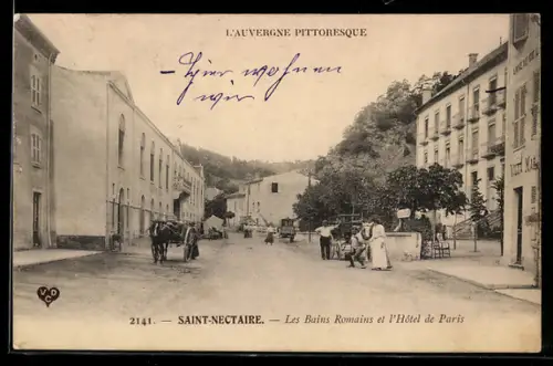 AK Saint-Nectaire, Les Bains Romains et lHôtel de Paris