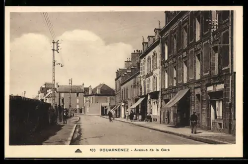 AK Douarnenez, Avenue de la Gare