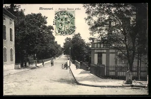 AK Mirecourt, Avenue Jeanne d`Arc