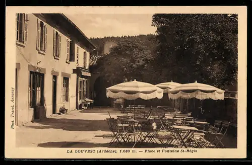 AK La Louvesc /Ardèche, Place et Fontaine St-Régis