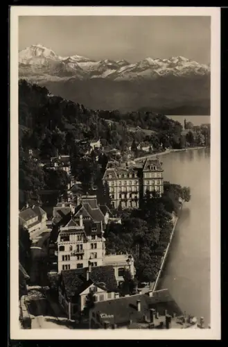 AK Thun, Blick auf den Ort mit Bergen im Hintergrund