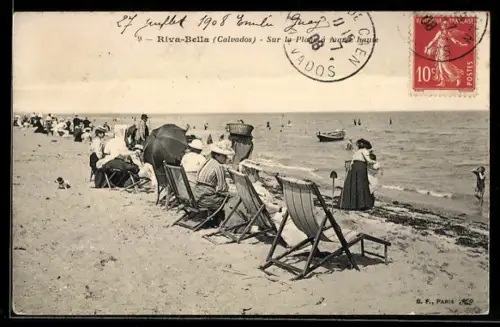 AK Riva-Bella /Calvados, Sur la Plage