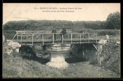 AK Marly-le-Roi, Anciens Fossés du Parc dernière arche du Pont Tournant