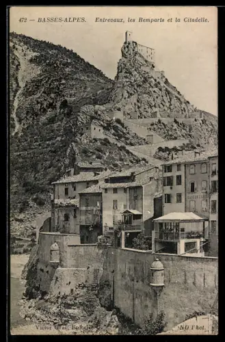 AK Entrevaux /B.-A., Les Remparts et la Citadelle