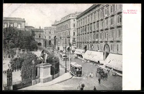 Künstler-AK Napoli, Via S. Carlo, Strassenbahn