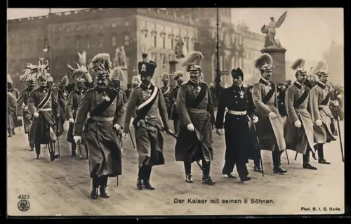 AK Kaiser Wilhelm II. und seine sechs Söhne in Uniform