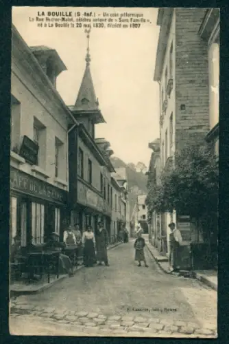 AK La Bouille /S.-Inf., La Rue Hector-Malot