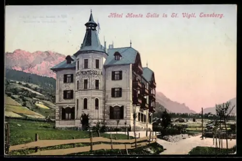 AK St. Vigil /Enneberg, Hôtel Monte Sella