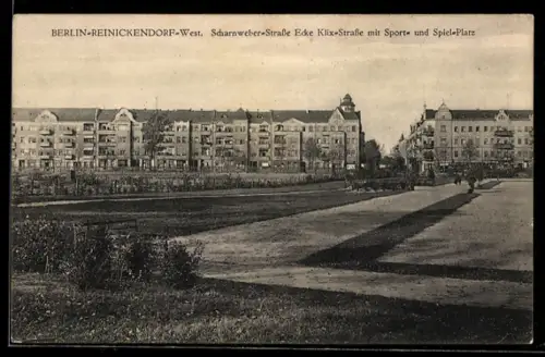 AK Berlin-Reinickendorf, Scharnweber-Strasse, Ecke Klix-Strasse, Sport und Spielplatz