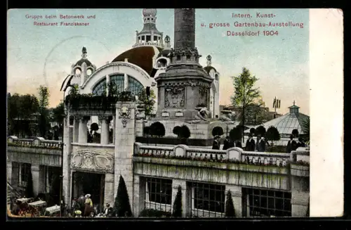 AK Düsseldorf, Intern. Kunst- u. grosse Gartenbau-Ausstellung 1904, Gruppe beim Betonwerk u. Rest. Franziskaner