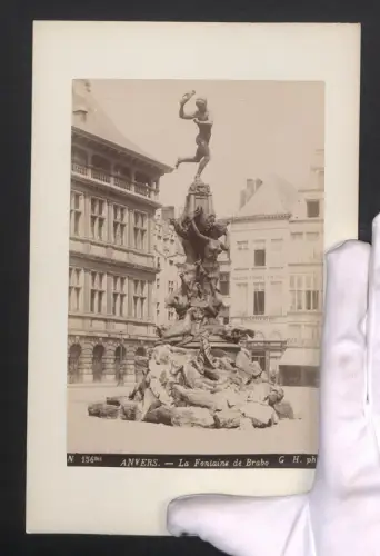 Fotografie unbekannter Fotograf, Ansicht Anvers, La Fontaine de Brabo, Grossformat 25 x 17cm