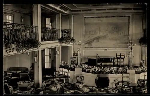 AK Passagierschiff M.S. St. Louis der Hamburg-Amerika-Linie, Blick in die Halle