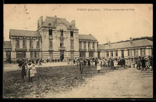 AK Yvetot, L'Ecole communale de Filles