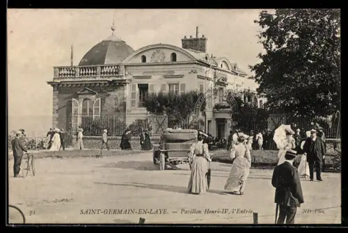 AK Saint-Germain-en-Laye, le Pavillon Henri-IV, l'Entrée