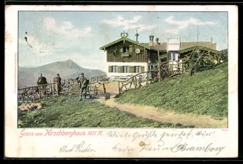 AK Hirschberghaus /Kreuth, Berghütte mit Wanderer u. Gipfelblick
