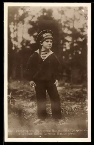 AK Alexej von Russland, im Wald mit einer Mütze