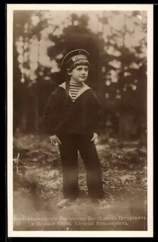 AK Alexej von Russland, im Wald mit einer Mütze
