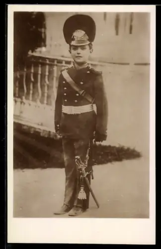 AK Alexej von Russland, in Paradeuniform mit Säbel