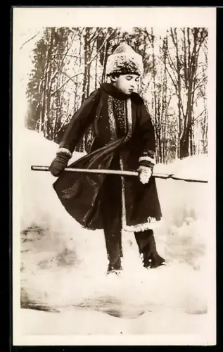 AK Prinz Alexej von Russland in traditioneller Winterkleidung