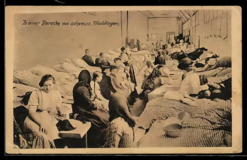 AK In einer Baracke von ostpreussischen Flüchtlingen
