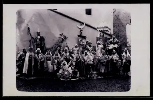 AK Faschingsteilnehmer in morgenländischen Verkleidungen