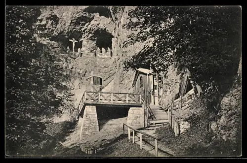 AK Saalfelden, St. Georgs-Kapelle, Grotte mit Kapelle, hölzerner Steg