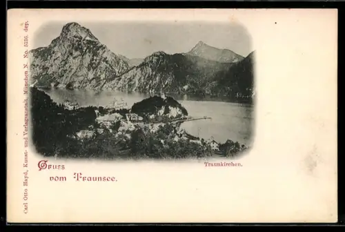 AK Traunkirchen, Ortsansicht mit See u. Bergpanorama