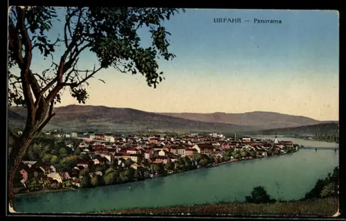 AK Urfahr, Ortspanorama mit Donau und Brücke