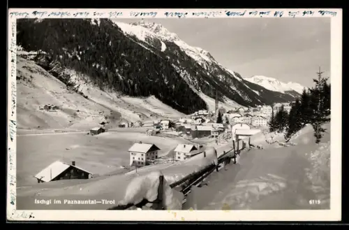 AK Ischgl im Paznauntal, Winterpanorama mit Ort und Bergen