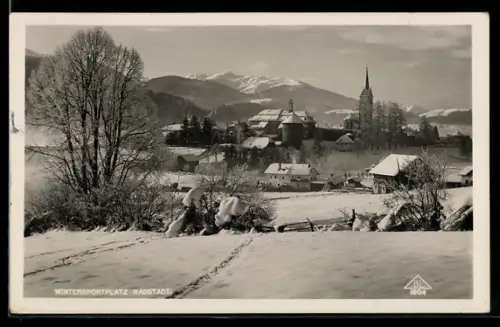 AK Radstadt, Teilansicht mit Kirche im Winter