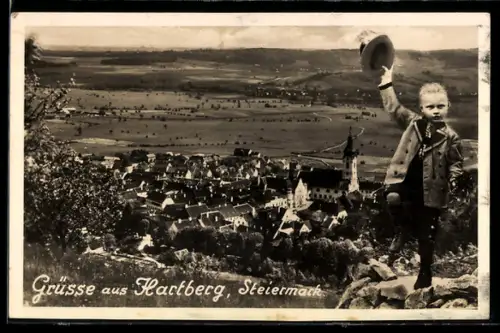 AK Hartberg, Junge schwenkt seinen Hut vor dem Ort