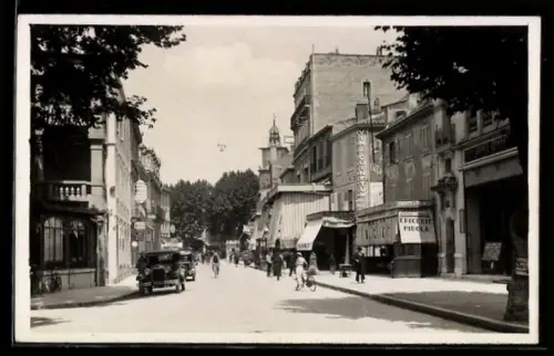 AK Salon, Le cours Carnot